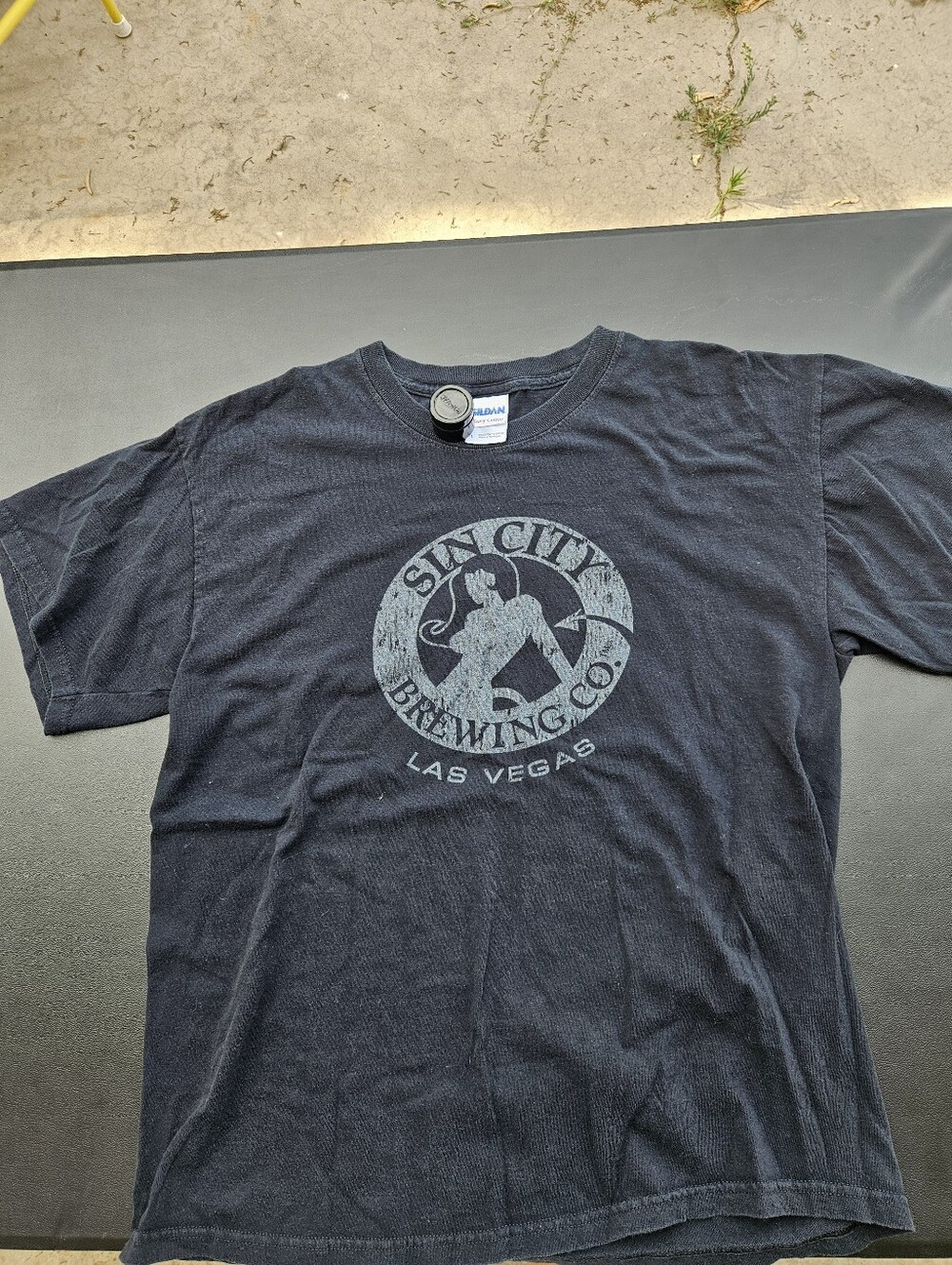 Sin City Co. Las Vegas Y2K Gildan TeeSize LY2K Vintage